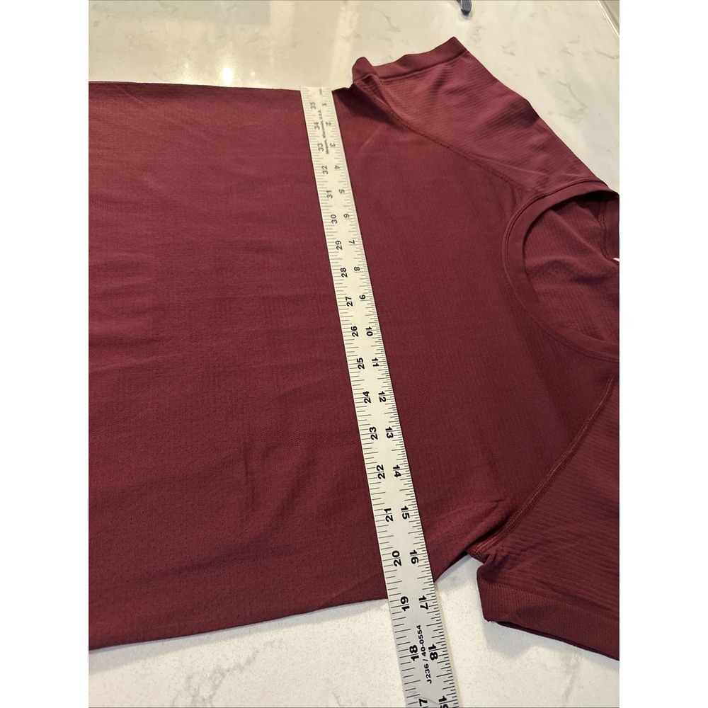 Lululemon Swiftly Tech Short-Sleeve Shirt 2.0 Hip Length Size 8 Burgundy Bay - Picture 6 of 10